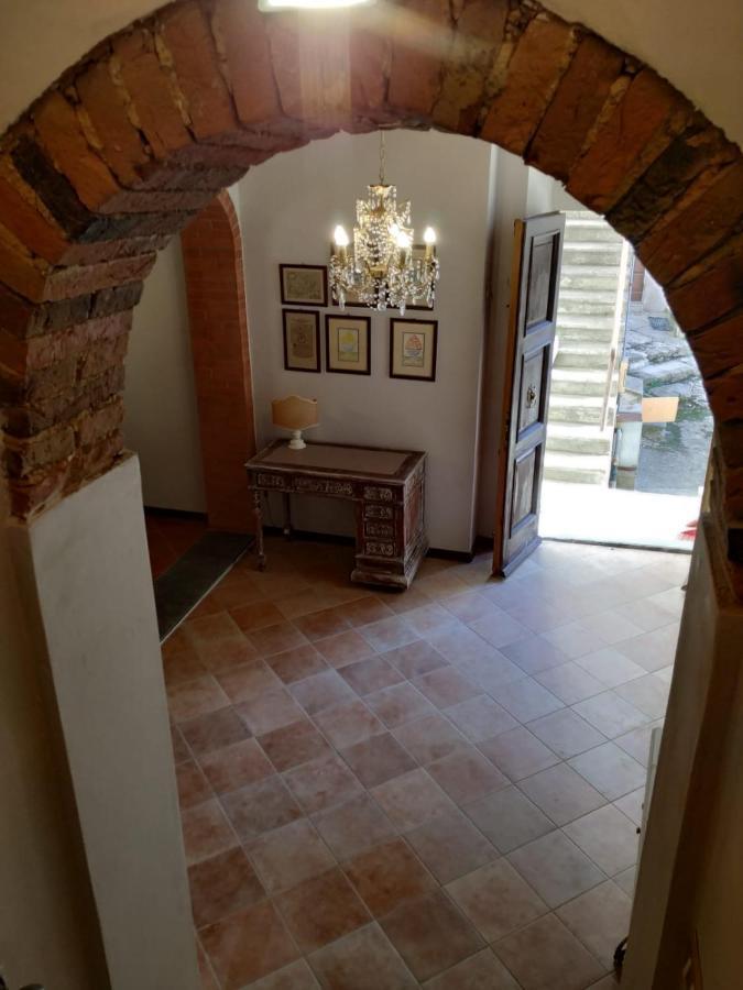 הוילה Lari Borgo Antico מראה חיצוני תמונה