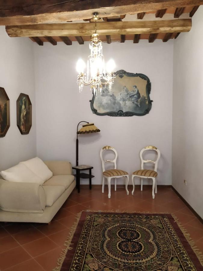 הוילה Lari Borgo Antico מראה חיצוני תמונה