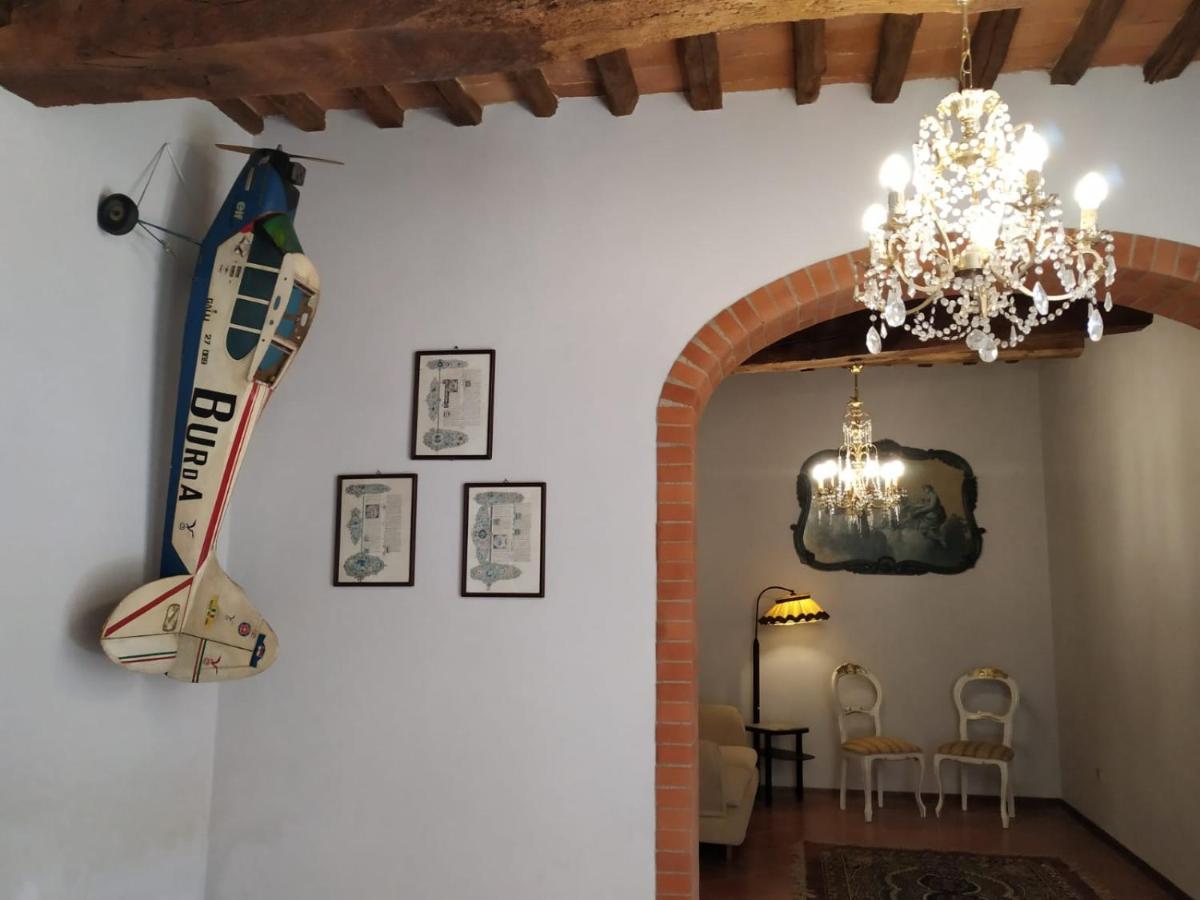 הוילה Lari Borgo Antico מראה חיצוני תמונה