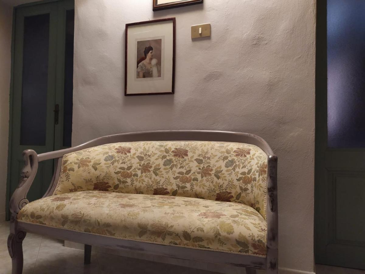 הוילה Lari Borgo Antico מראה חיצוני תמונה